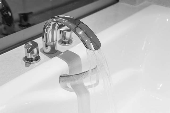 Bathtub Faucet Still Leaks After, What Causes Leaking Bathtub Faucet